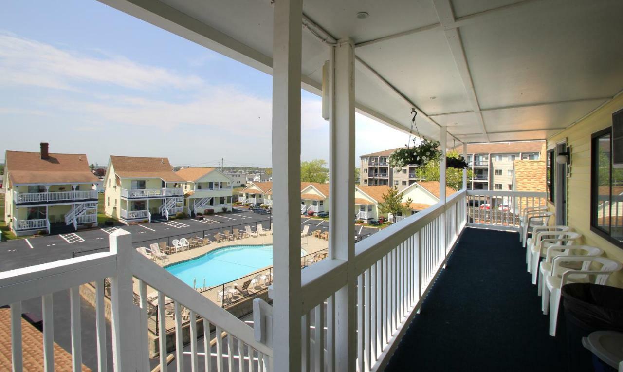 Mainsail Motel Hampton Exterior photo